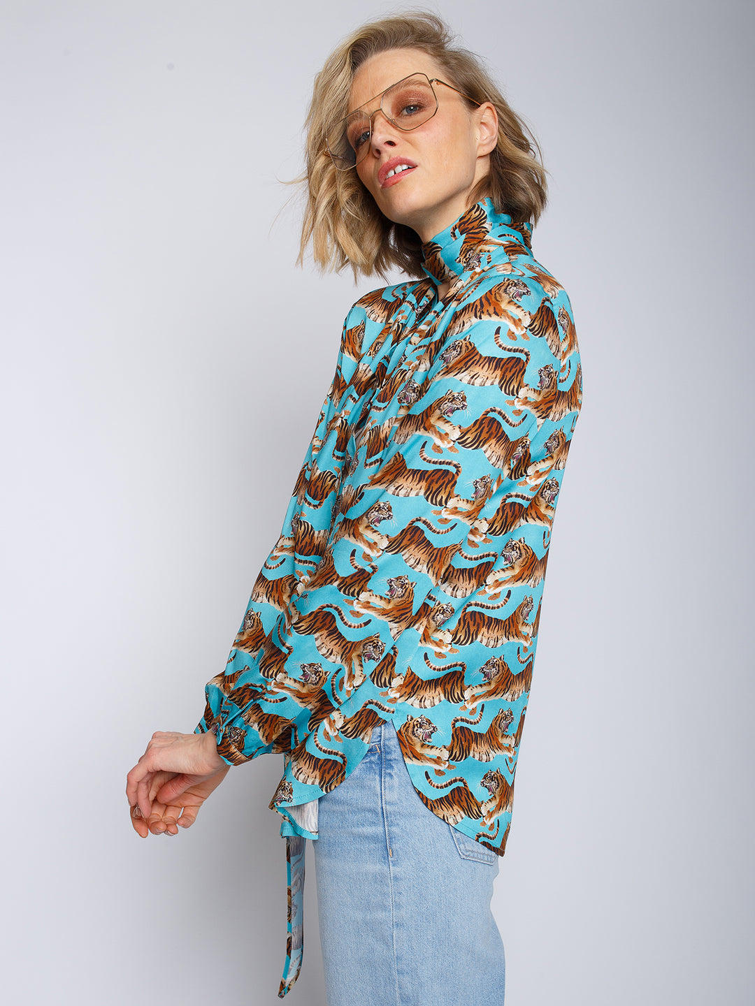 Bluse Aqua Tiger mit abnehmbarer Schluppe