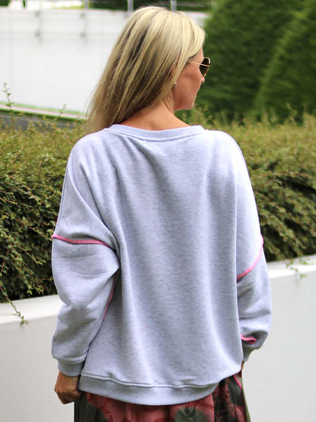 Roundneck Peace Grey