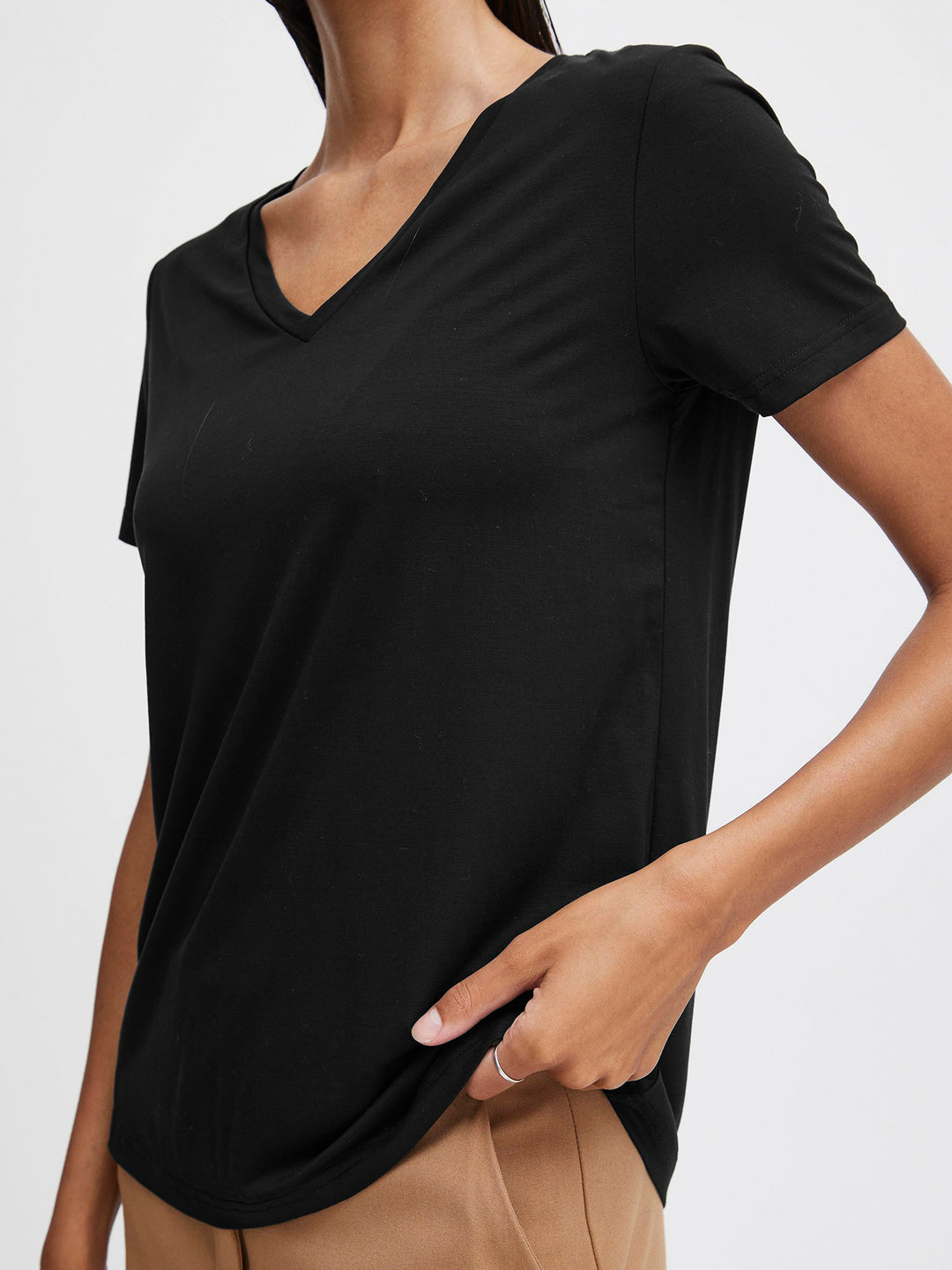 Byrexima VNeck TShirt Black