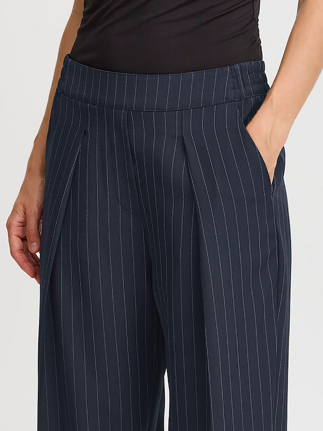 Hose BYMMIDDE Navy Pinstripe